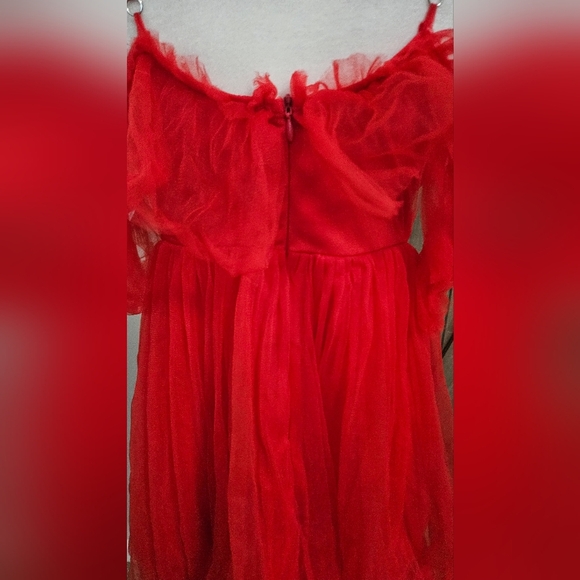 EILLY BAZAR Red Sheer Mesh Tie Front Ruffle Detail Cold Shoulder Mini Dress. XS - Picture 10 of 16